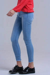 Q2 Women's Jean Light blue skinny jeans with fringes