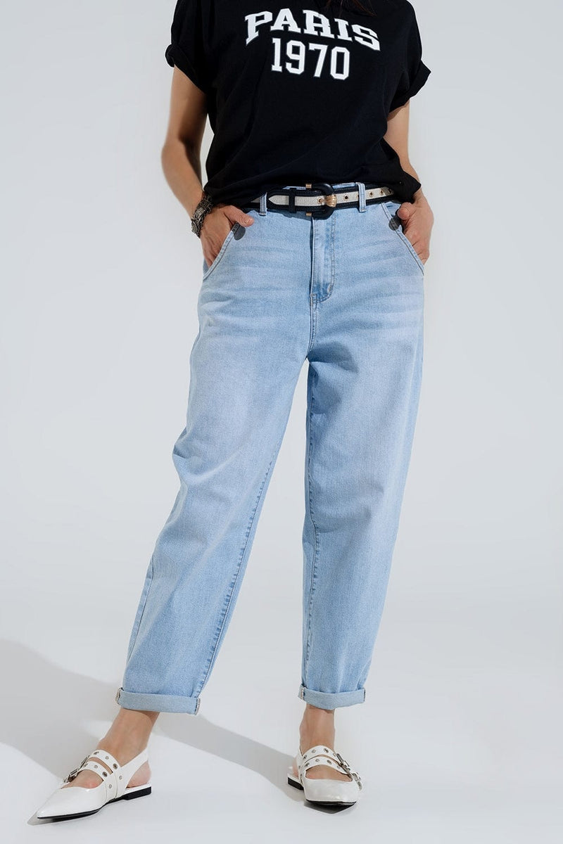 Q2 Women's Jean Light Wash Mom Jeans With Side Pockets