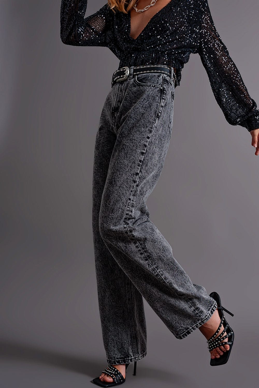 Q2 Women's Jean Mom Jeans with High Waist in Black