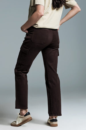 Q2 Women's Jean Relaxed Cargo Pants In Dark Brown