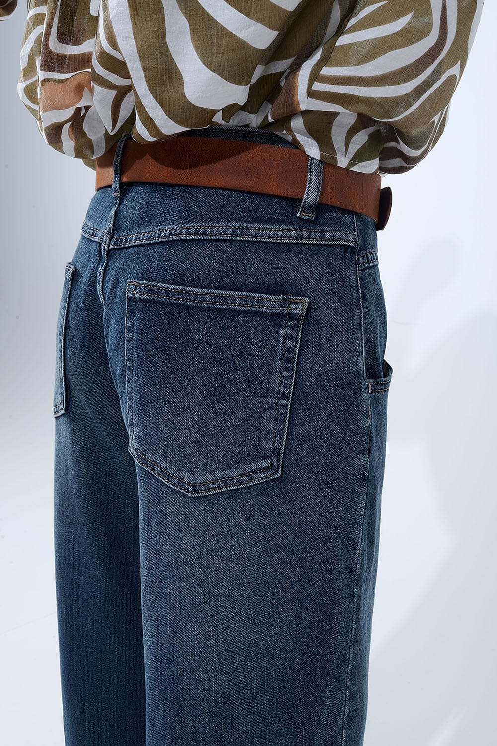 Q2 Women's Jean Relaxed Wideleg Vintage Wash Jeans