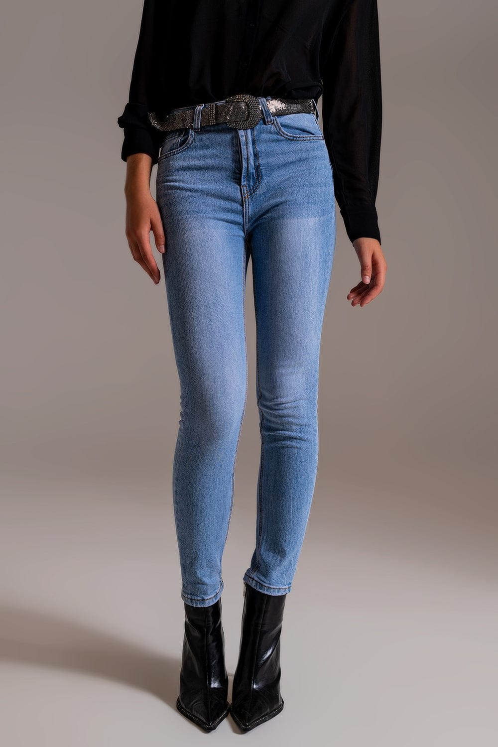 Q2 Women's Jean Skinny High Waist Jeans In Light Wash