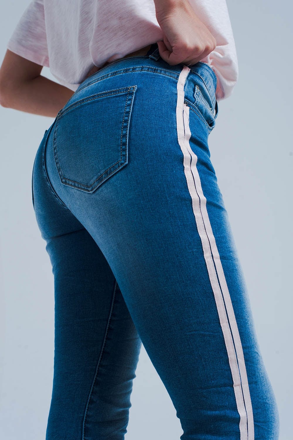 Q2 Women's Jean Skinny Jeans with Side Seam Stripes
