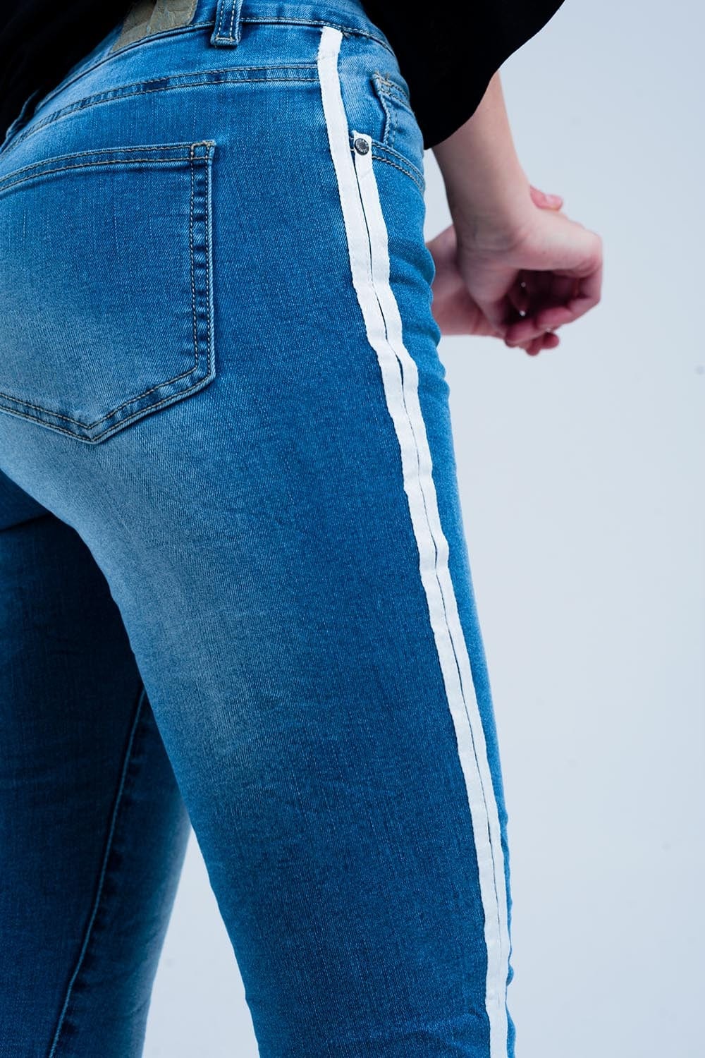 Q2 Women's Jean Skinny Jeans with White Side Stripe