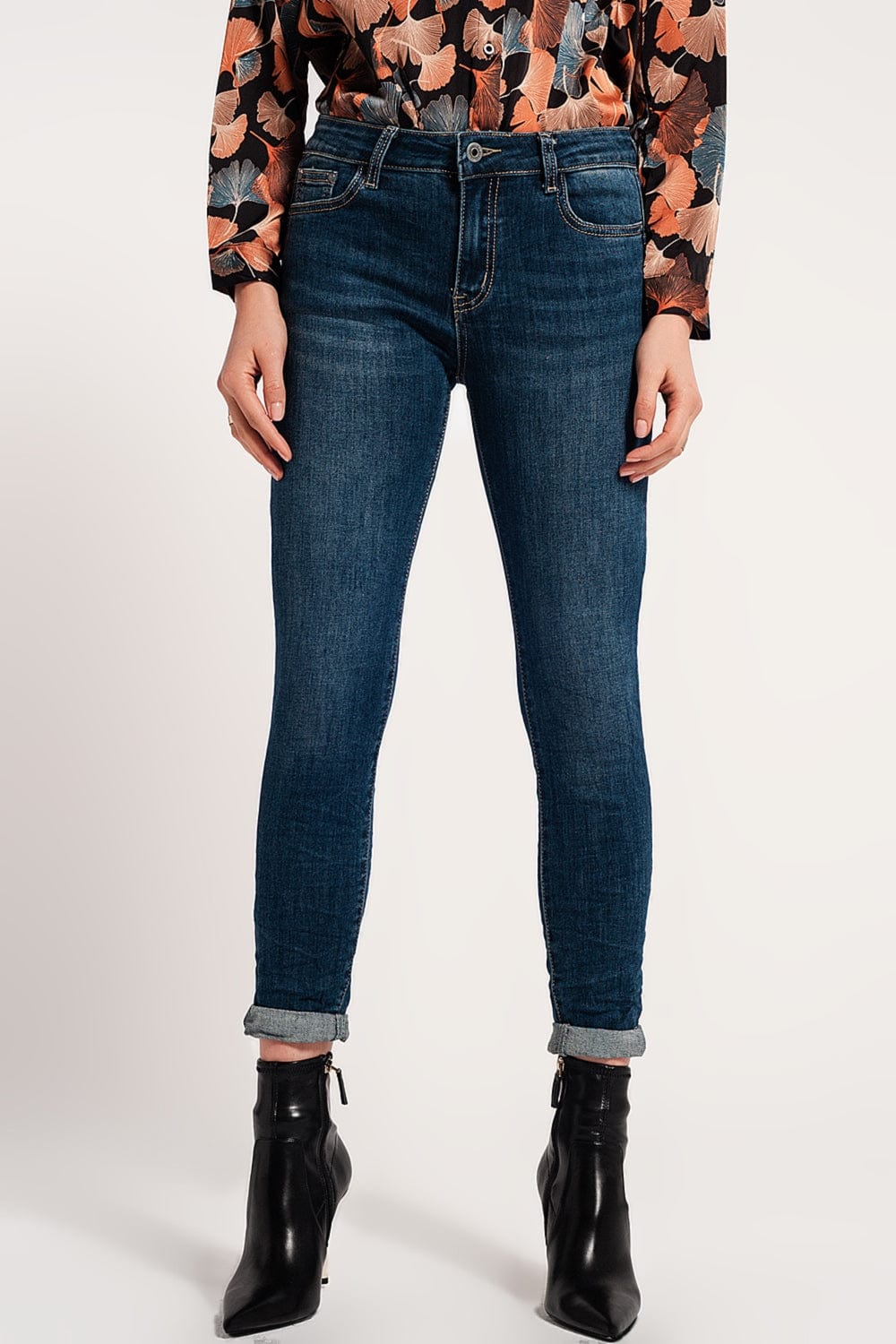 Q2 Women's Jean Skinny Push Up Stretch Jeans in Mid Wash Blue