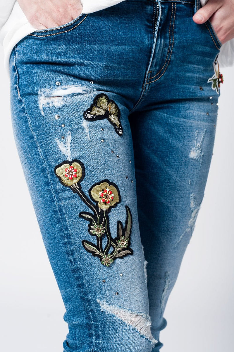 Q2 Women's Jean Skinny rip jeans with embroidered patches