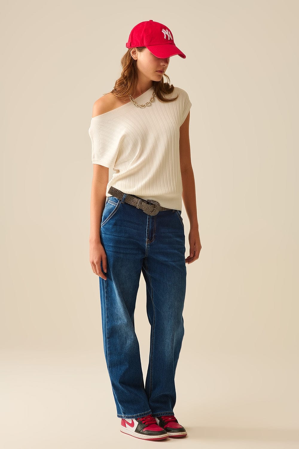 Q2 Women's Jean Straight Fit Jeans With Side Pockets In Mid Blue