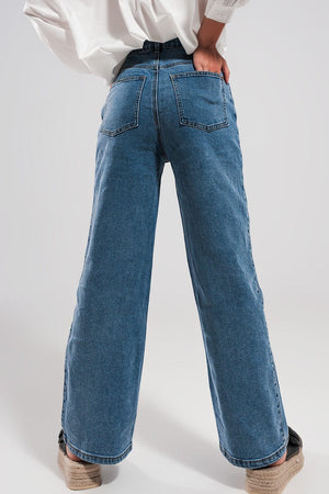 Q2 Women's Jean Straight Jean in Mid Blue