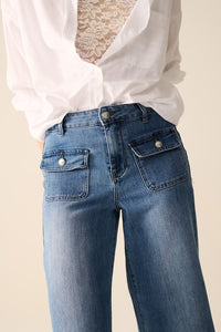 Q2 Women's Jean Straight Jeans With Back Pockets At The Front