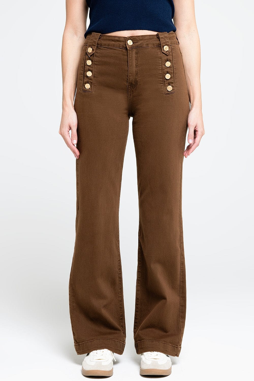 Q2 Women's Jean Straight Jeans With Gold Buttons At The Side In Camel