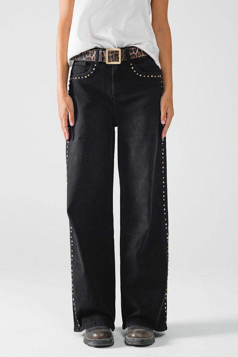 Q2 Women's Jean Straight Jeans With Stud Trim Details On The Sides In Black