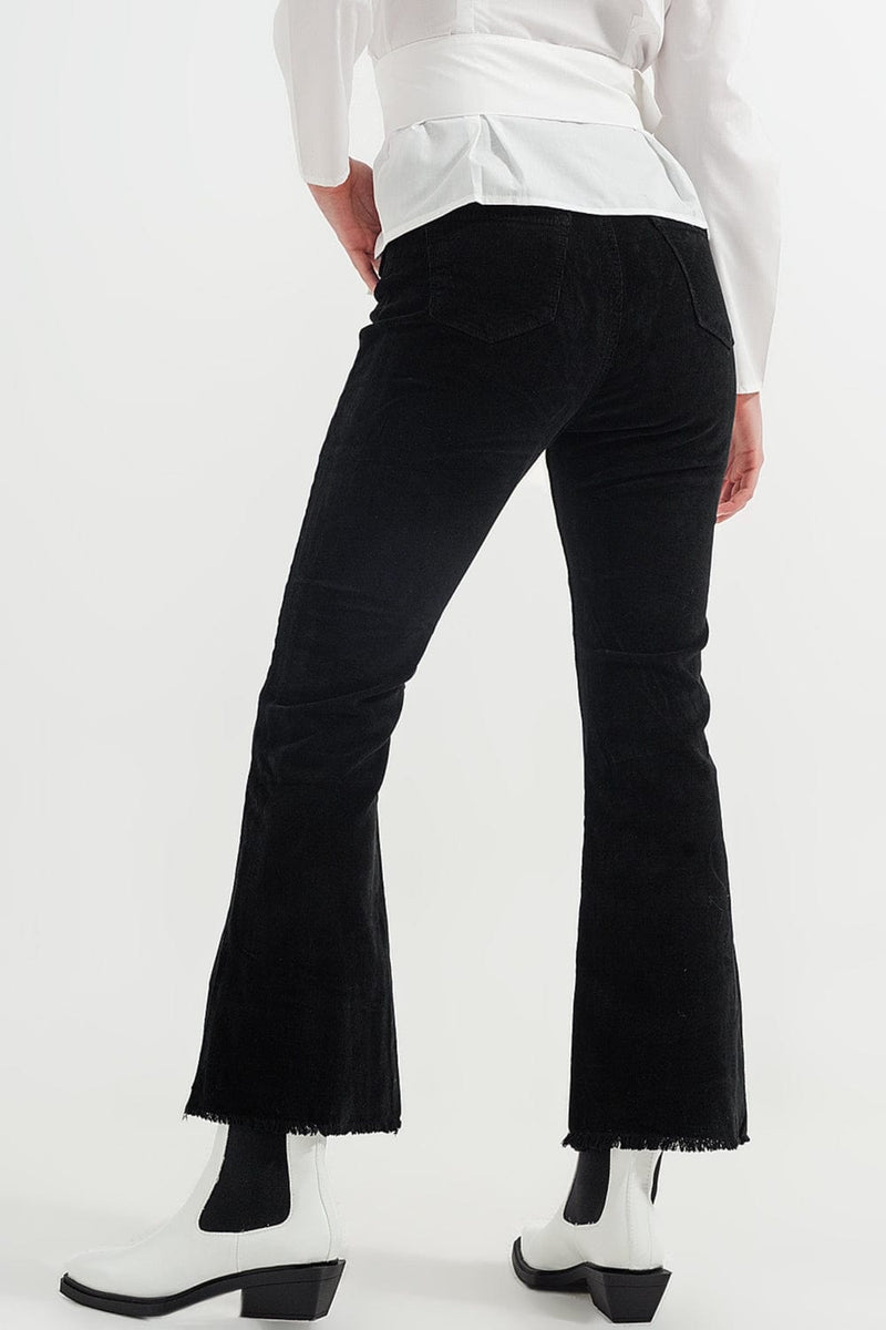 Q2 Women's Jean Stretchy Cord Flared Trouser In Black