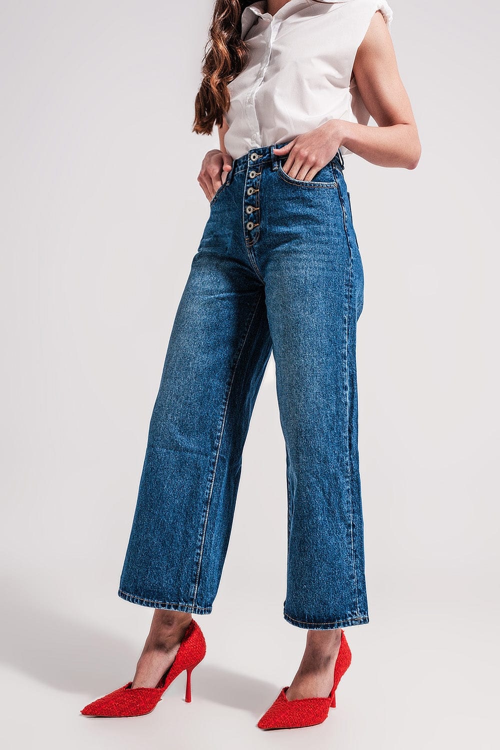 Q2 Women's Jean Wide Leg Jeans with Exposed Buttons