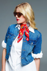 Q2 Women's Outerwear Cropped Denim Jacket Ch Style In Mid Wash