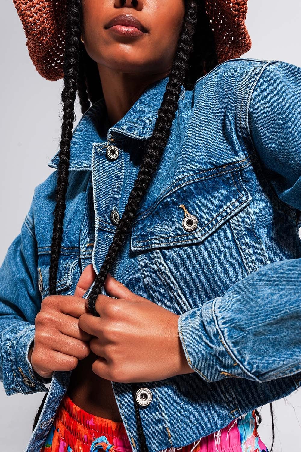 Q2 Women's Outerwear Cropped Denim Jacket with Raw Hem in Mid Wash