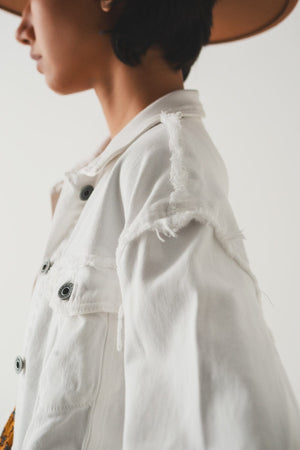 Q2 Women's Outerwear Cropped Denim Trucker Jacket in White