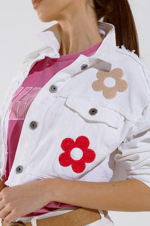 Q2 Women's Outerwear Cropped Jacket With Chest Pockets And Flower Details In White