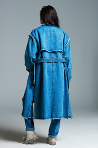 Q2 Women's Outerwear Demin Trench Coat With Belt And Raw Edges In Mid Wash