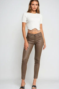 Q2 Women's Pants & Trousers Beige Faux Leather Super Skinny Pants