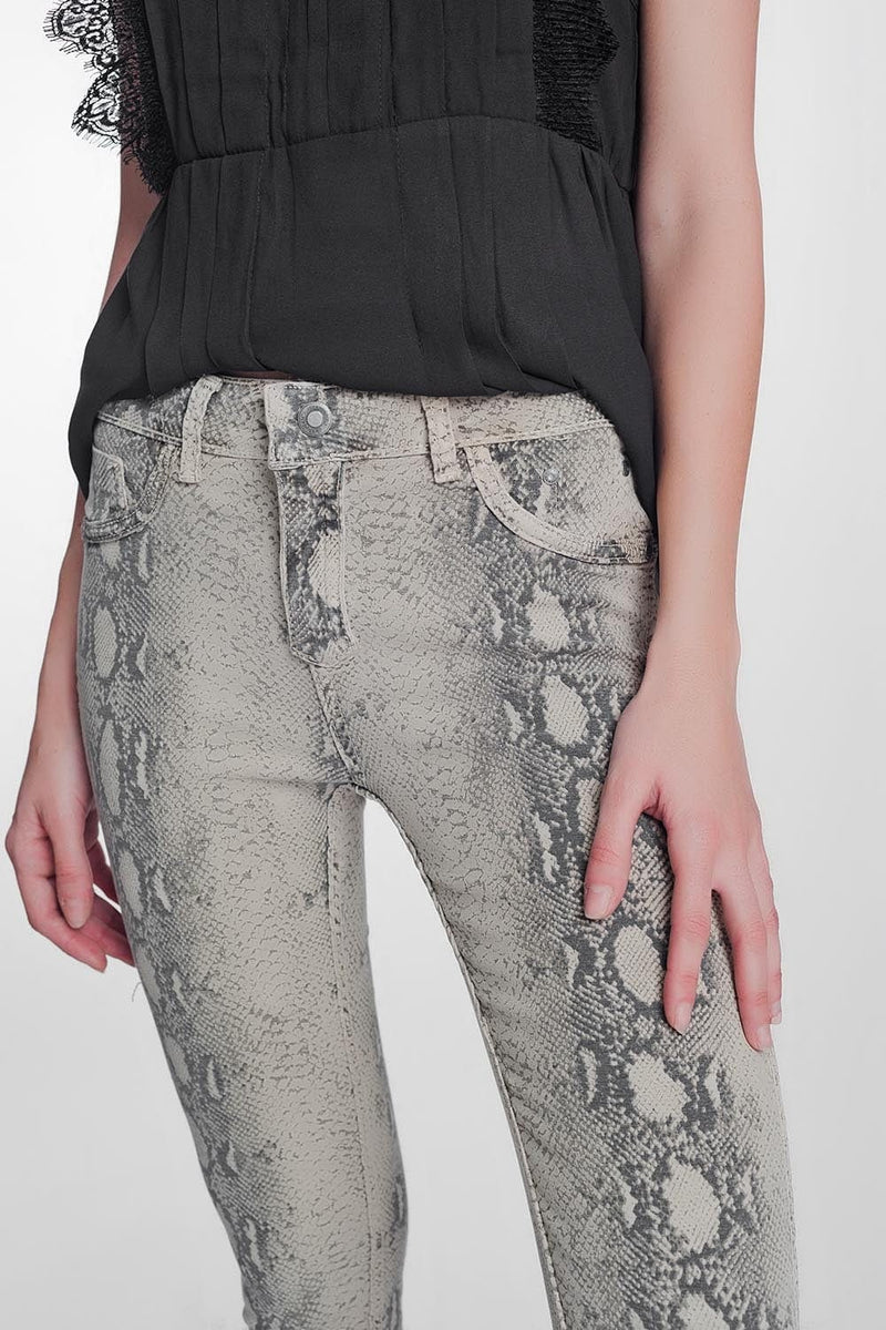 Q2 Women's Pants & Trousers Beige Super Skinny Reversible Pants with Snake Print