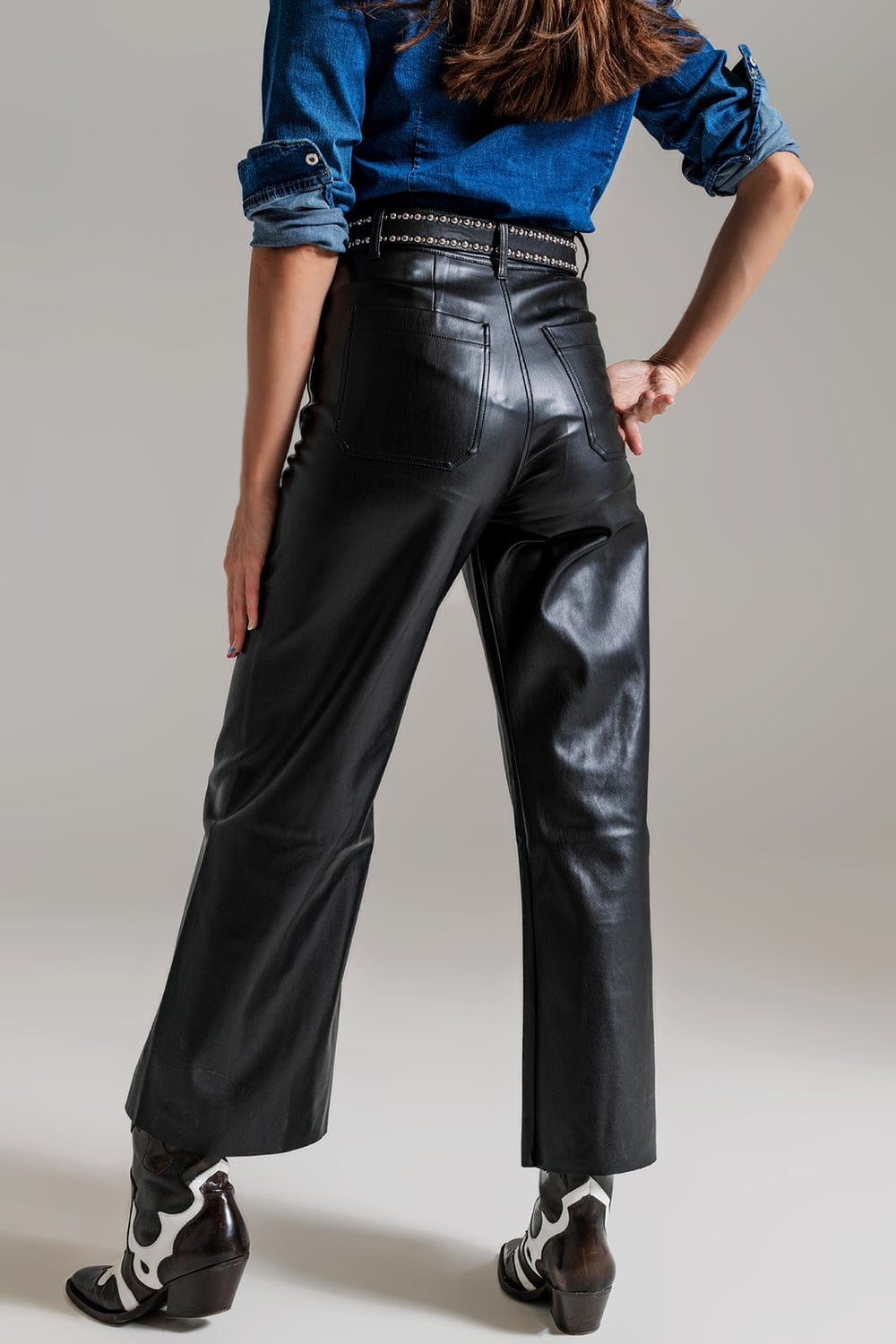 Q2 Women's Pants & Trousers Black Palazzo-Style Faux Leather Pants With Pocket Detail