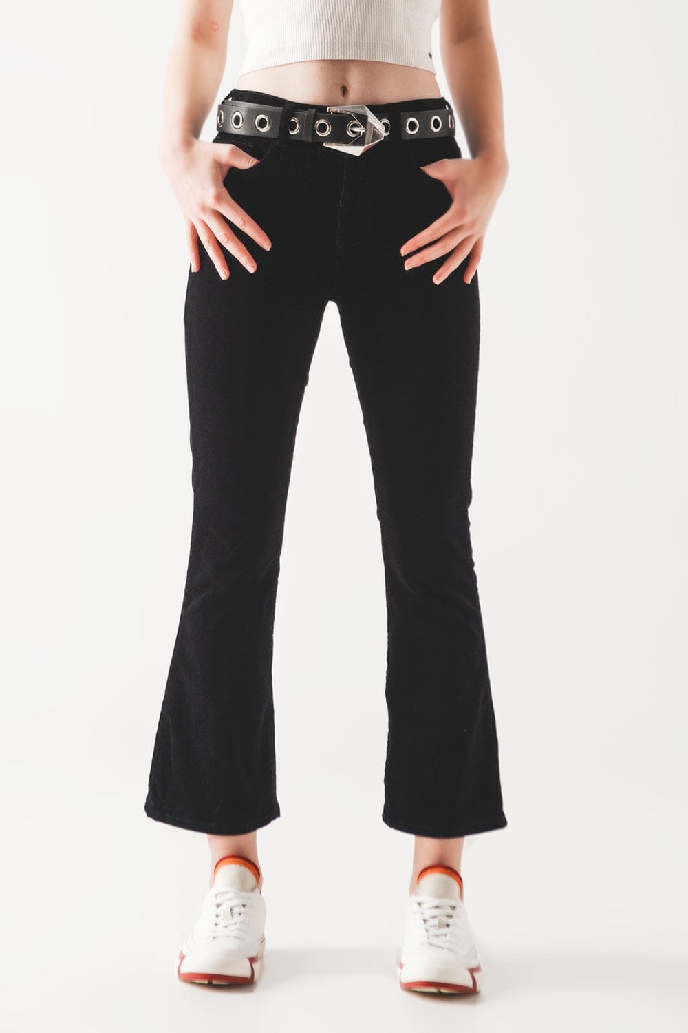 Q2 Women's Pants & Trousers Cord Flare in Black