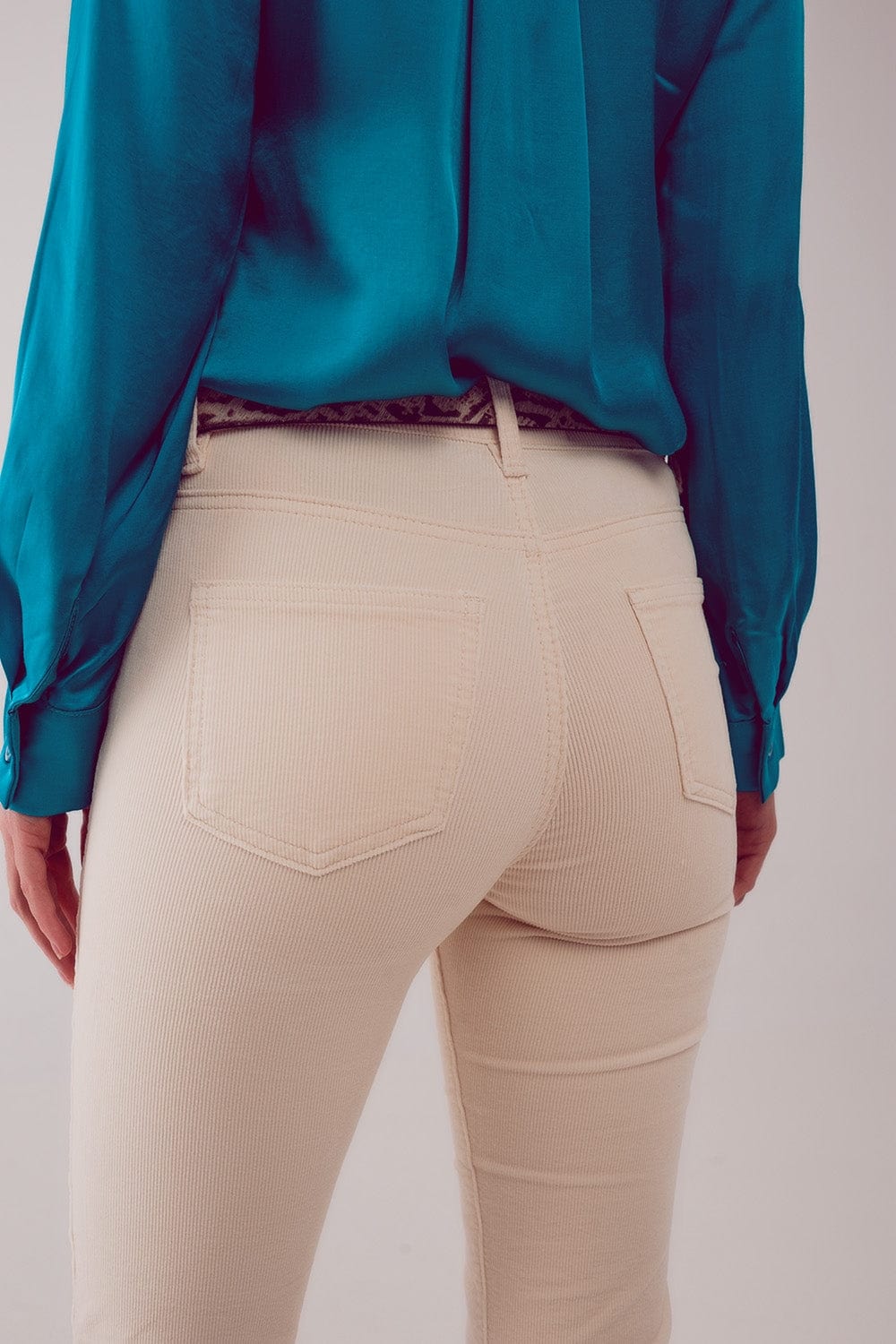 Q2 Women's Pants & Trousers Cord Flare in Cream