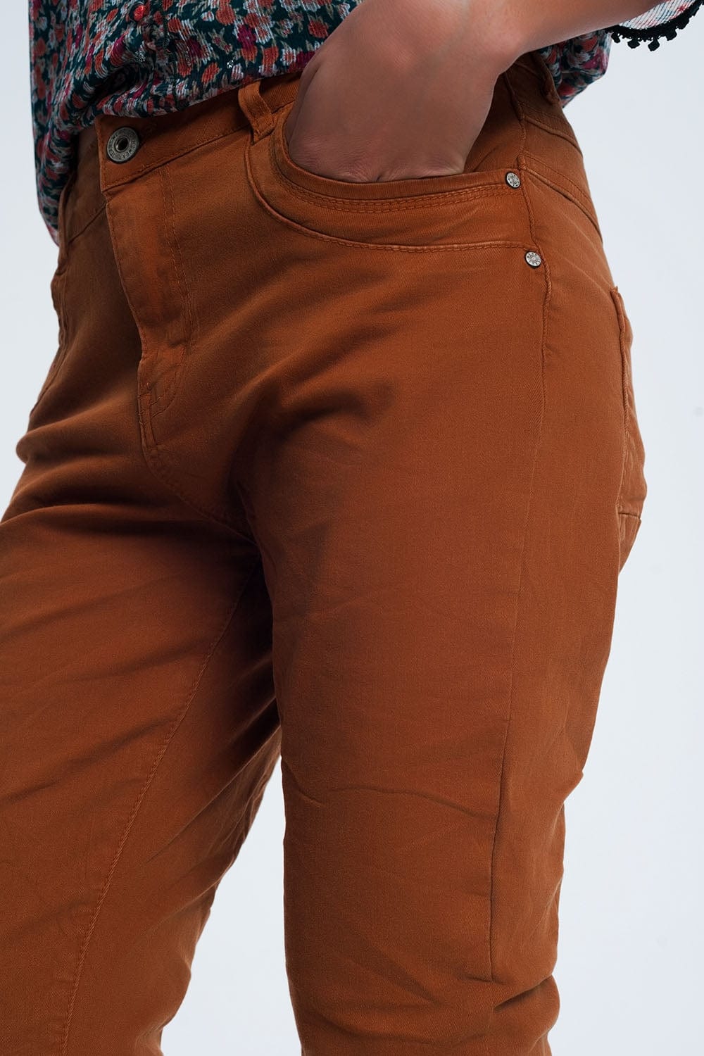 Q2 Women's Pants & Trousers Drop Crotch Skinny Jean in Orange