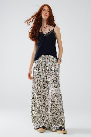 Q2 Women's Pants & Trousers Elasticated Waist Straight Leg Pants In Leopard Print