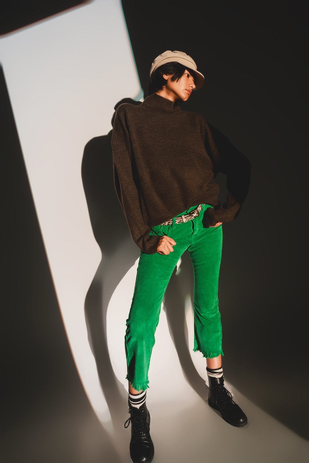 Q2 Women's Pants & Trousers Flare Corduroy Pants in Bold Green