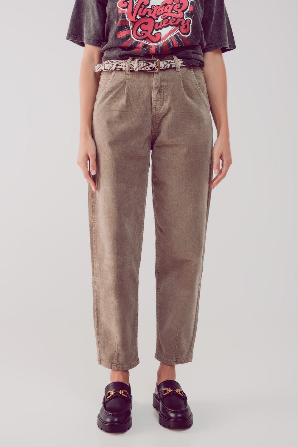 Q2 Women's Pants & Trousers High Rise Slouchy Mom Pants in Beige Cord