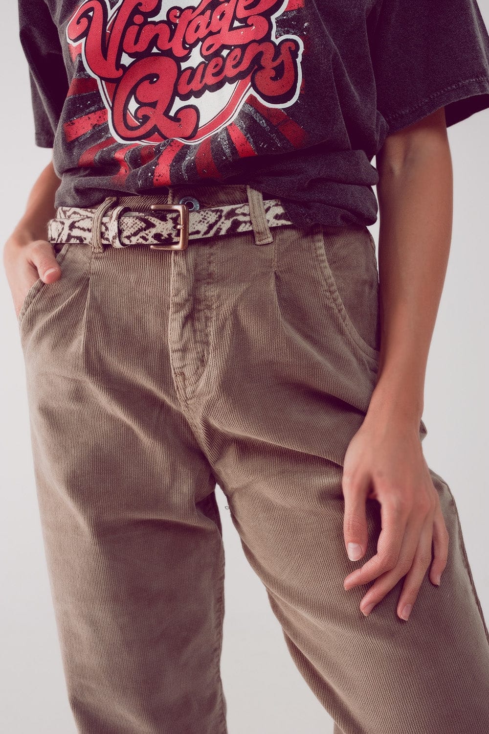 Q2 Women's Pants & Trousers High Rise Slouchy Mom Pants in Beige Cord