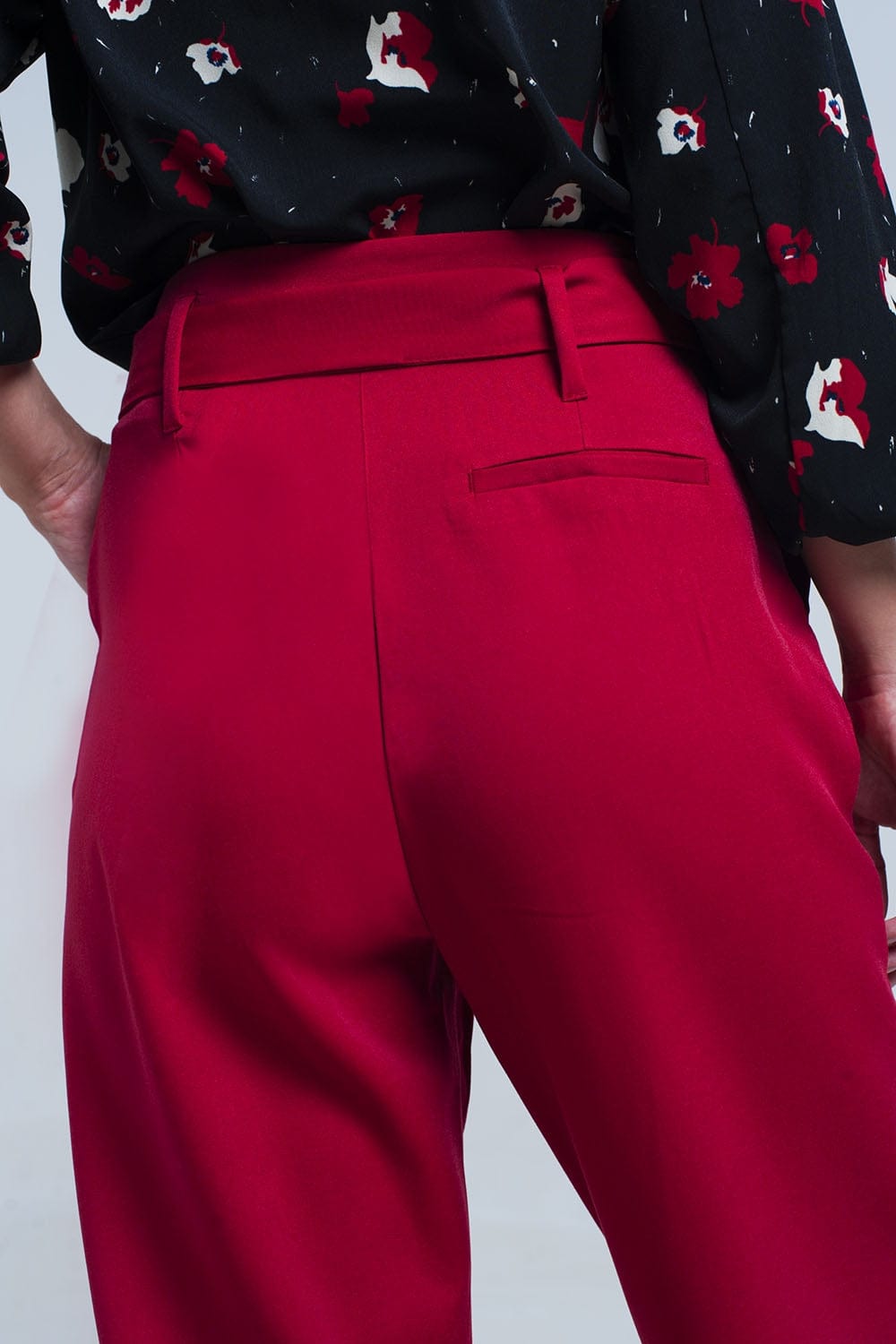 Q2 Women's Pants & Trousers High Waist Red Pants with Belt