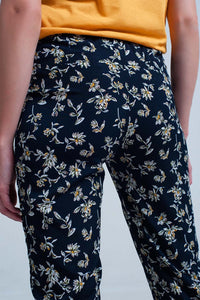 Q2 Women's Pants & Trousers Navy floral pants with a belt