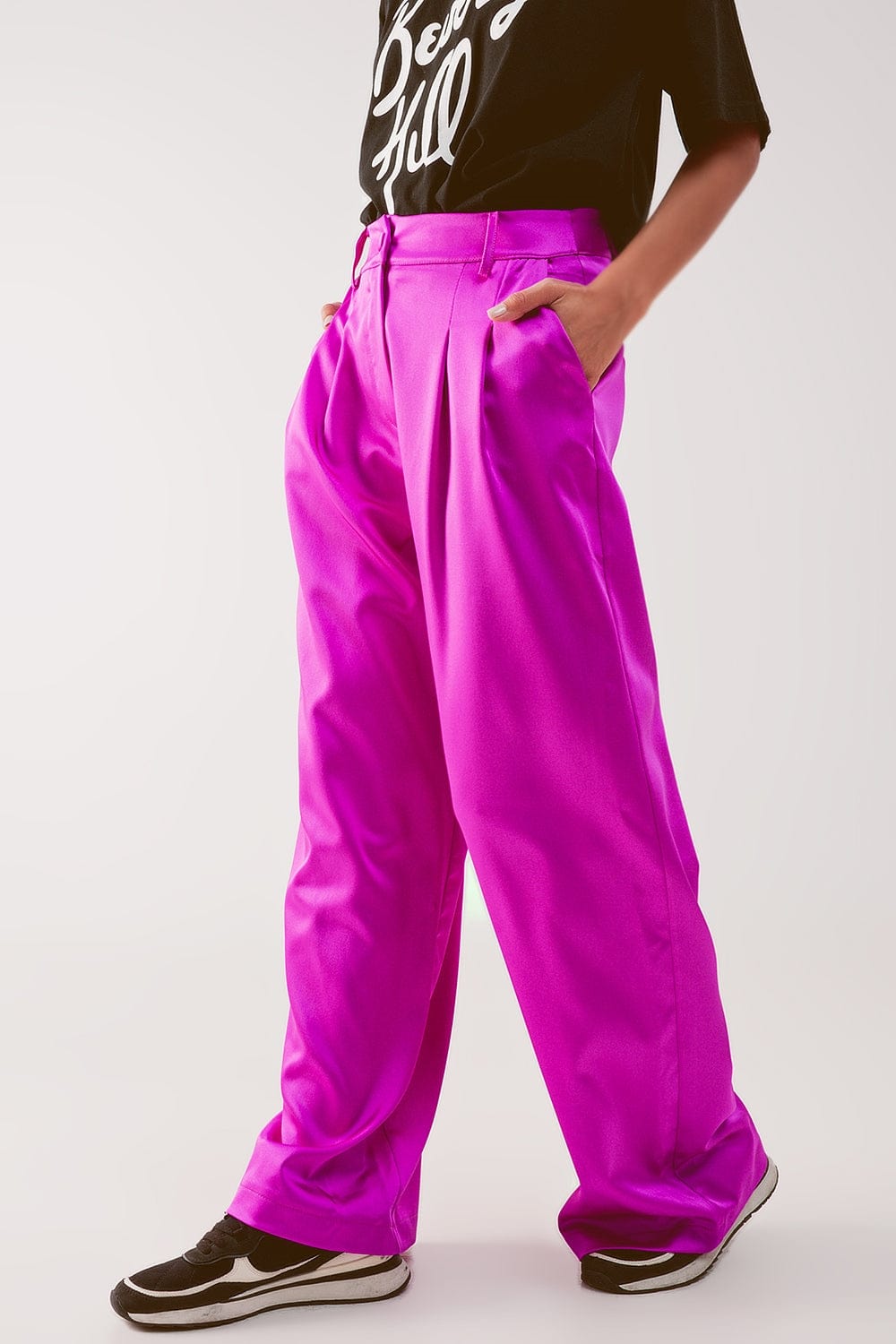 Q2 Women's Pants & Trousers Palazzo Pleated Pants in Fuchsia