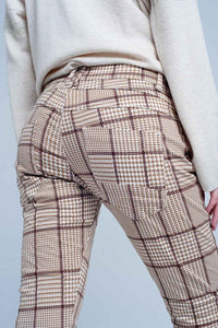 Q2 Women's Pants & Trousers Pants in Beige Check with Button