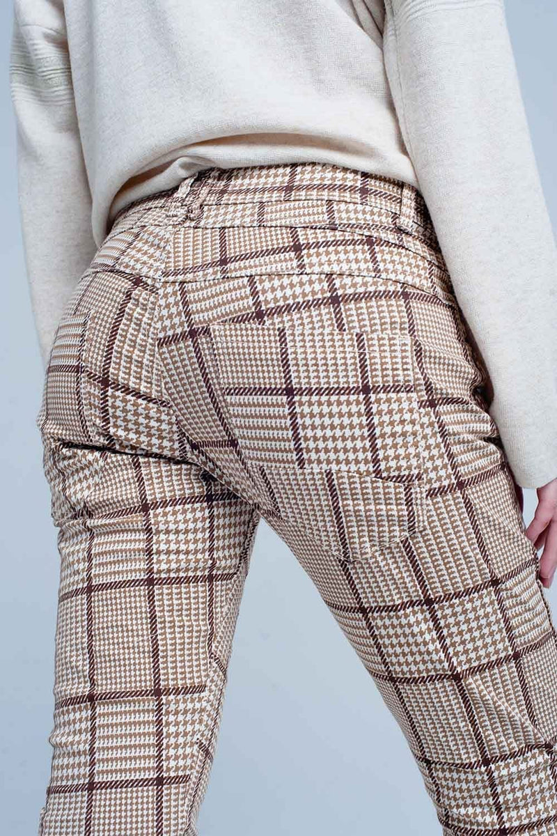 Q2 Women's Pants & Trousers Pants in Beige Check with Button