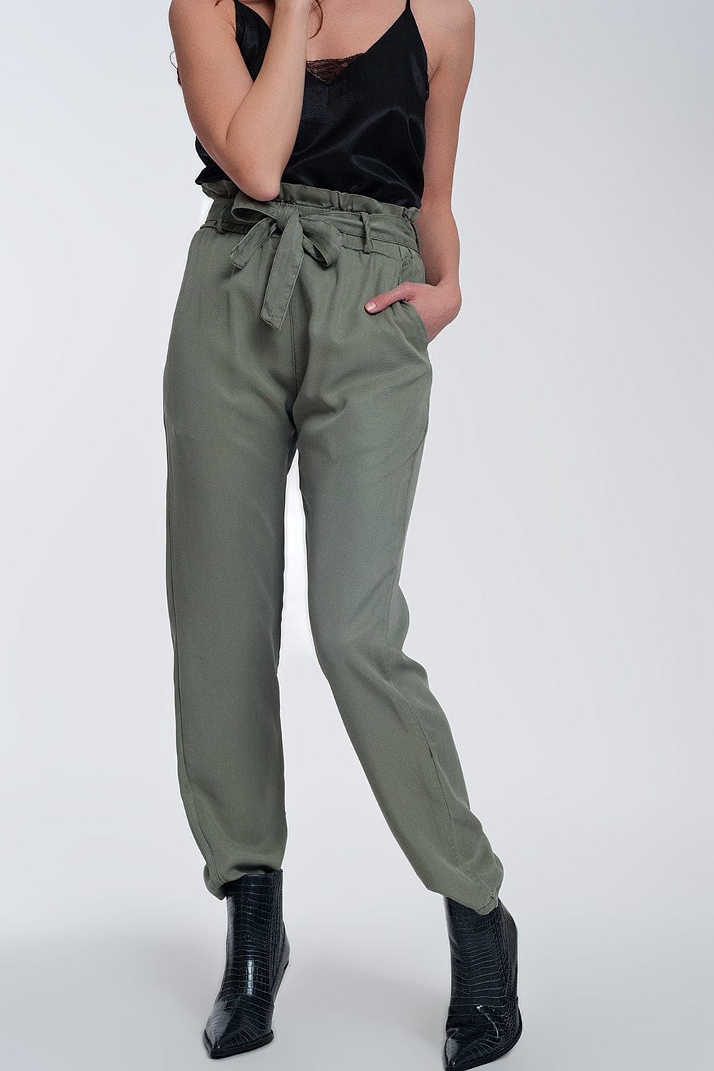 Q2 Women's Pants & Trousers Pants with Tie Waist in Green