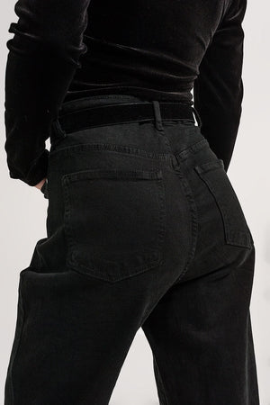 Q2 Women's Pants & Trousers Pocket Detail Jeans in Black