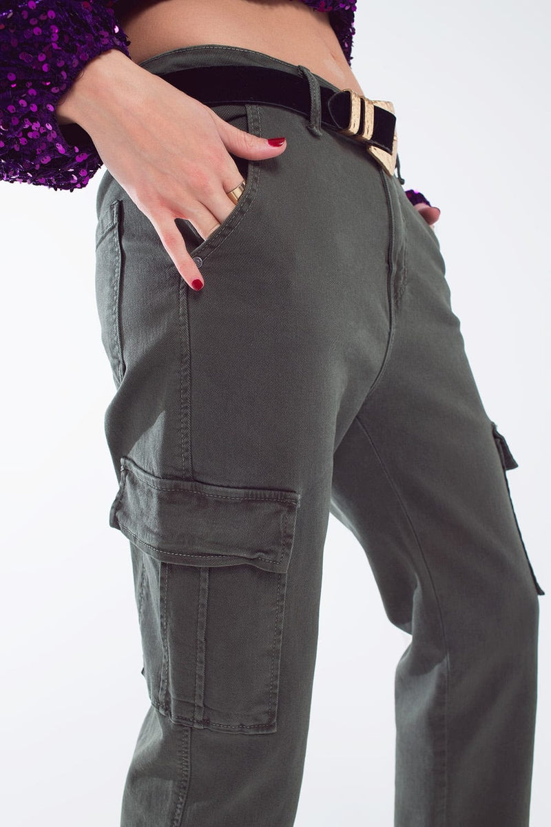 Q2 Women's Pants & Trousers Relaxed Cargo Pants In Army Dark Green