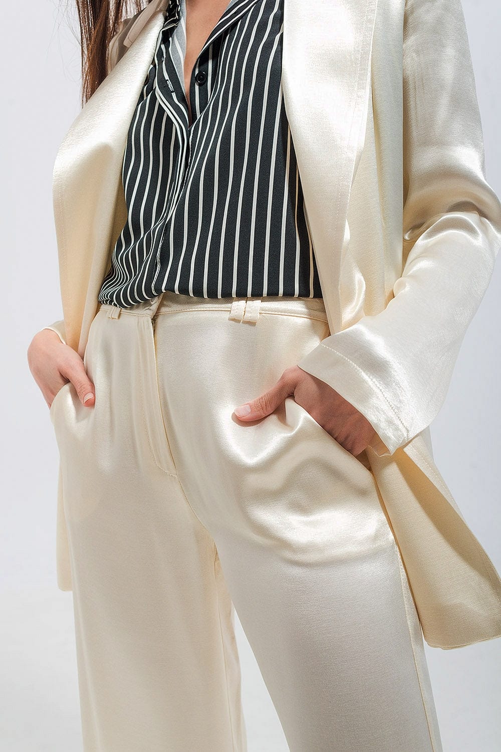 Q2 Women's Pants & Trousers Satin Wide Leg Suit Pants in Cream