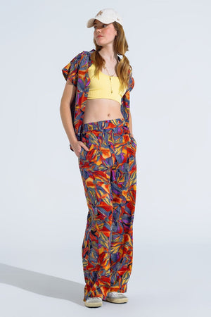 Q2 Women's Pants & Trousers Straight Leg Pants With Floral Multicolor Print In Shades Of Red