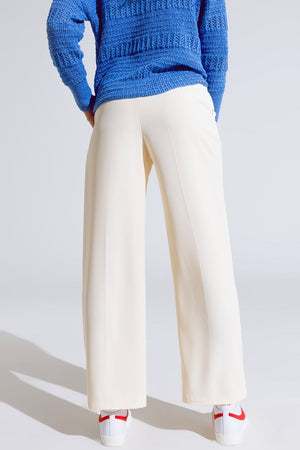 Q2 Women's Pants & Trousers Straight Leg Trousers With Side Pockets And Darts In Cream