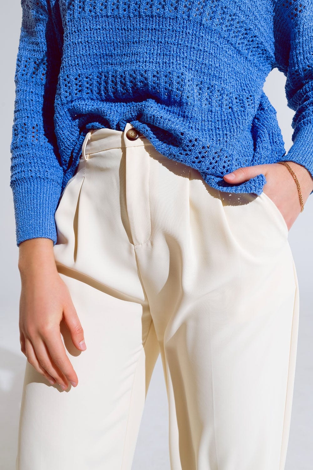 Q2 Women's Pants & Trousers Straight Leg Trousers With Side Pockets And Darts In Cream