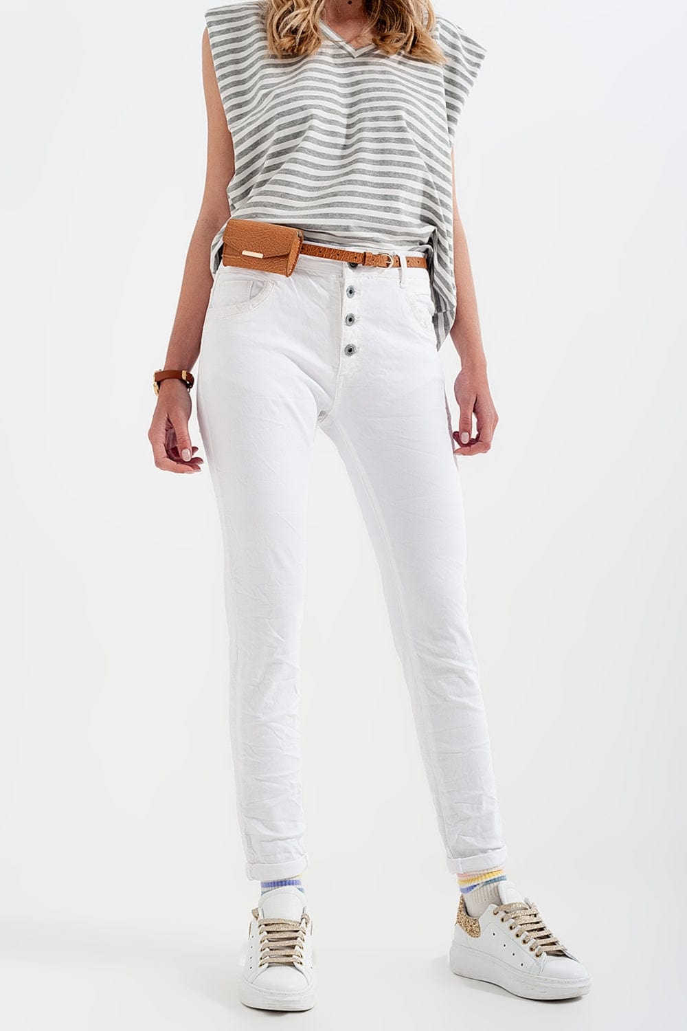 Q2 Women's Pants & Trousers White Boyfriend Pants with Sequin Pocket Detail