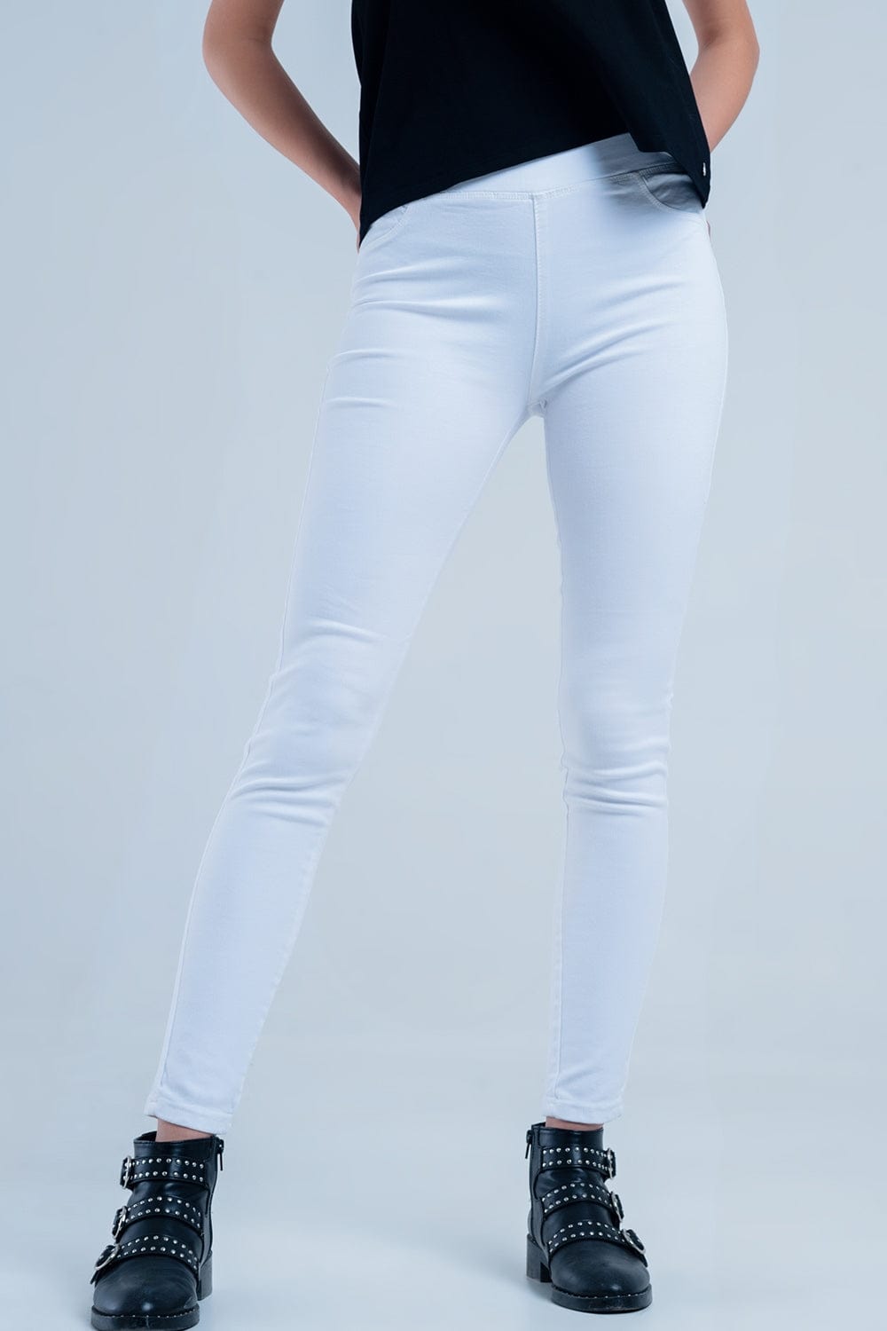 Q2 Women's Pants & Trousers White Jeggings with Back Pockets