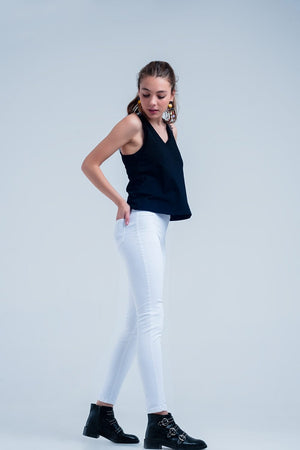 Q2 Women's Pants & Trousers White Jeggings with Back Pockets