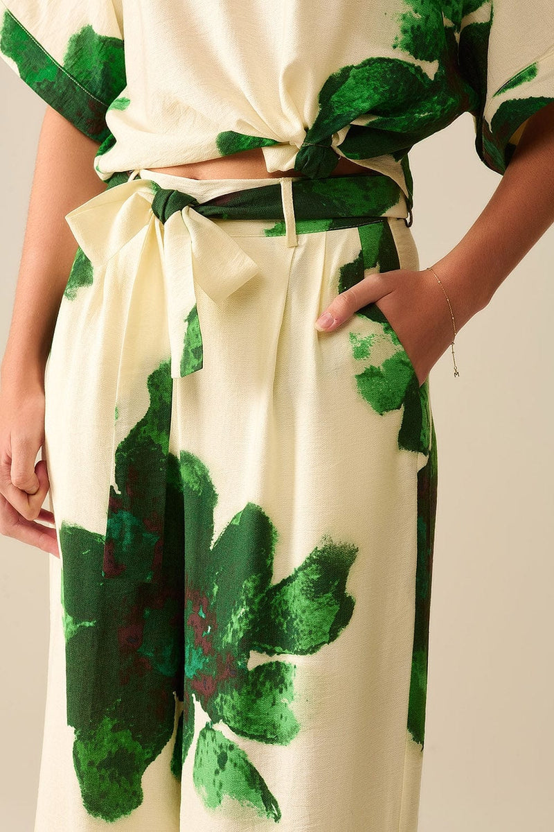 Q2 Women's Pants & Trousers White Palazzo Pants With Green Tropial Flower Print And Matching Belt