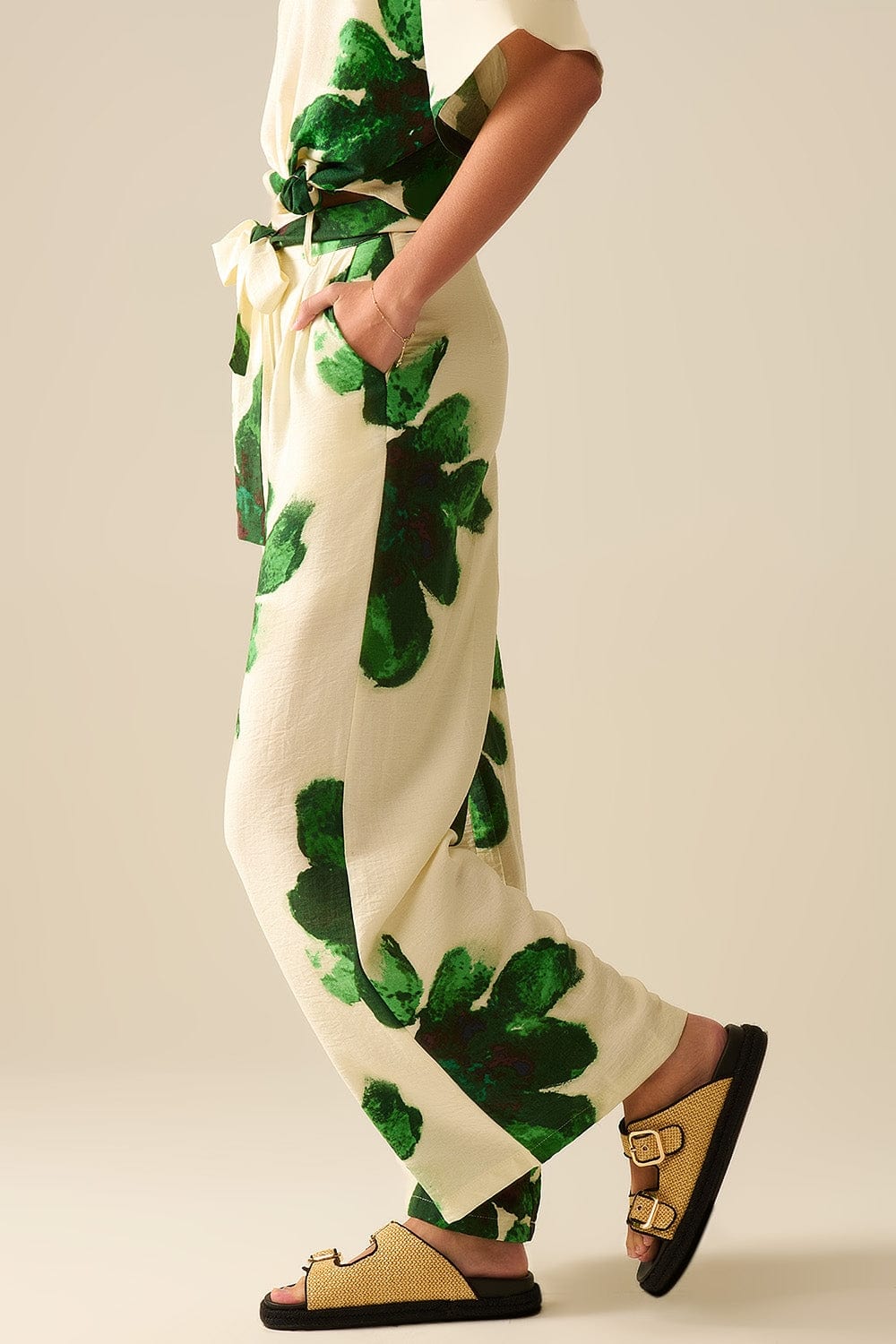 Q2 Women's Pants & Trousers White Palazzo Pants With Green Tropial Flower Print And Matching Belt