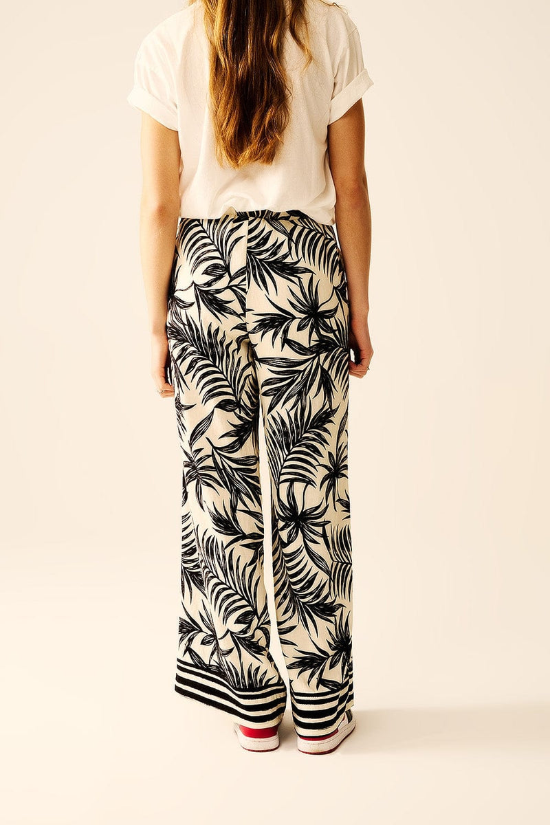 Q2 Women's Pants & Trousers Wide Leg Pants In White With Floral Detail In Black
